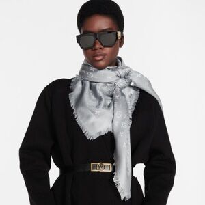 Louis Vuitton Monogram Classic Shawl with Box and Dustbag